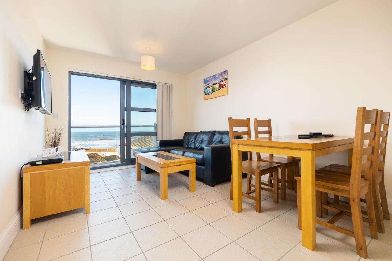 West Beach - Holiday Apartments Westward Ho!  Extérieur photo